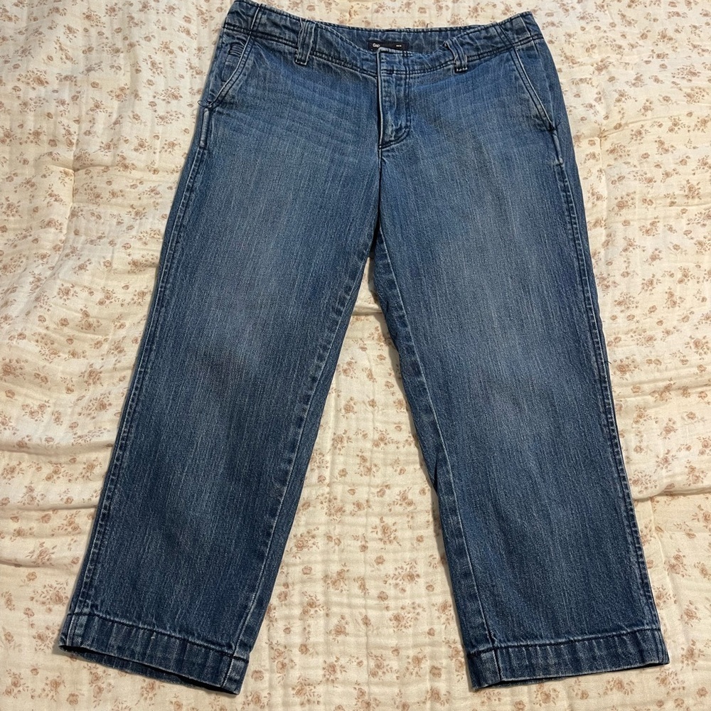 GAP Women's blue Jean capris